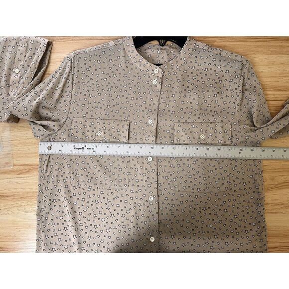 J Crew Silk Star Novelty Print Button Up Blouse Taupe Size 2 - Picture 5 of 7